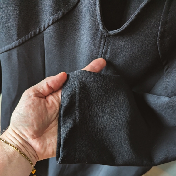 Preloved Rinascimento Black Italian Dress with Gold Shoulder Embellishments - L - Picture 13 of 16